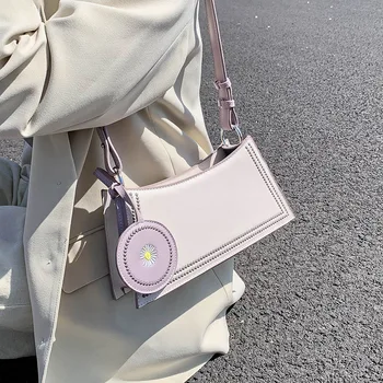 

2020 new female bag wild ins small bag foreign female bag 2 summer fashion net red messenger bag one shoulder armpit bag