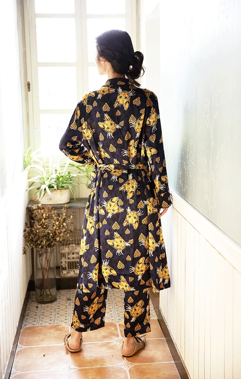 Spring and Autumn Pajamas Bathrobes Ladies European and American Style Thin Sexy Women's Pajamas Long Sleeve Two-piece Suit