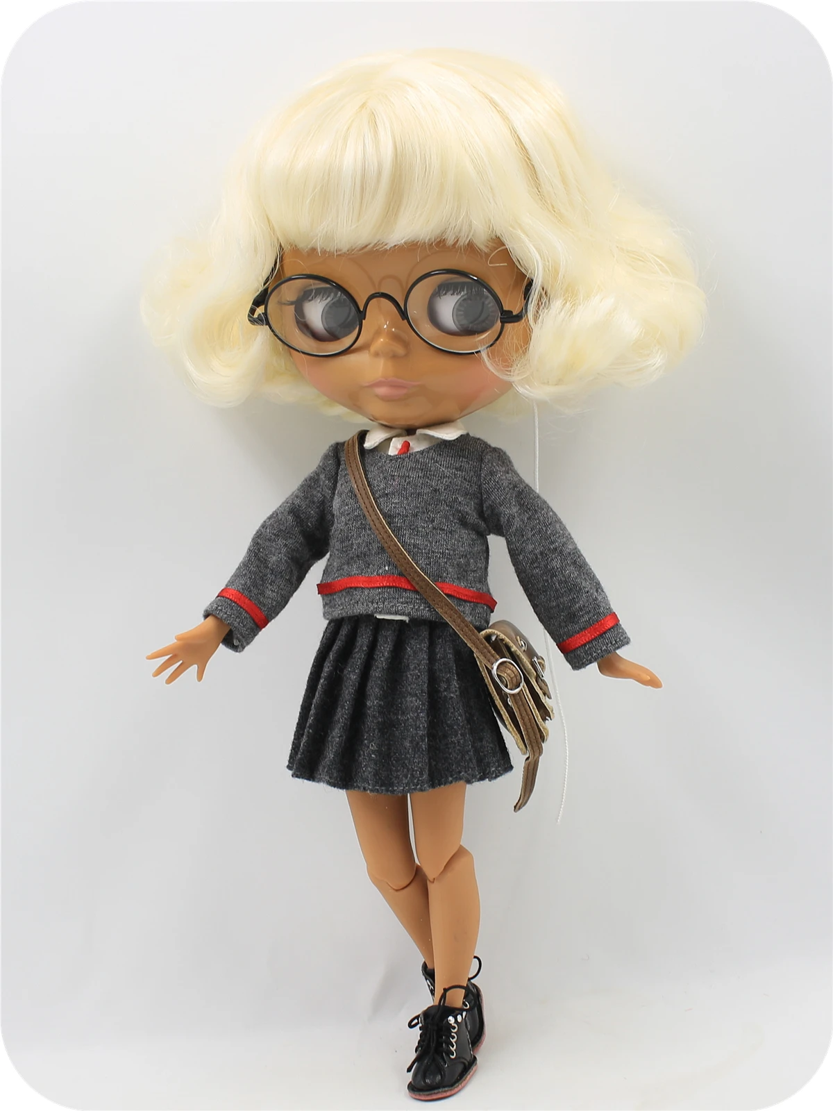 Neo Blythe Doll with Blonde Hair, Dark Skin, Shiny Face & Factory Jointed Body 2