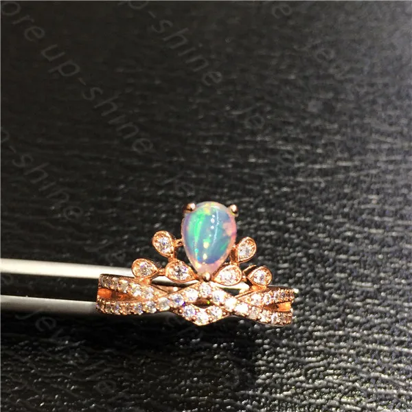 

New natural opal ring 925 silver ladies ring colorful opal luxury elegant beauty and beauty