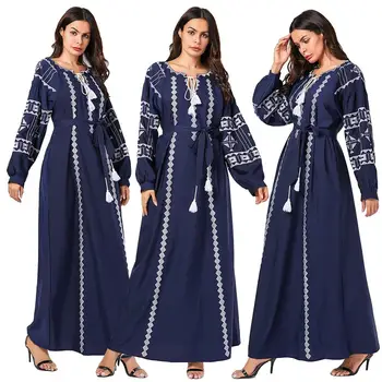 

Dubai Women Muslim Maxi Dress Embroidery Kaftan Islamic Vintage Ethnic Fashion Loose Long Robes Turkey Clothing Long Robes