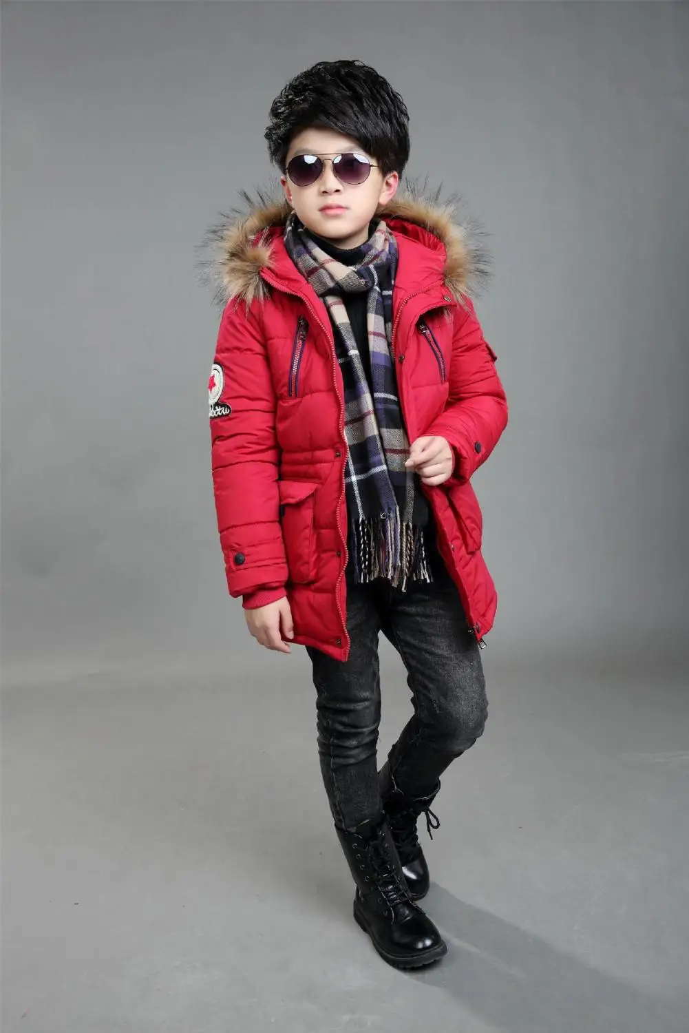 Детские зимние хлопковые куртки на двойной молнии утепленная хлопковая куртка с капюшоном и меховым воротником для мальчиков детская теплая верхняя одежда, пальто - Цвет: Red