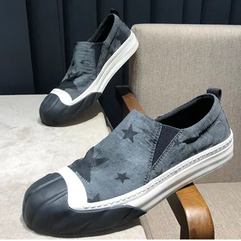 

Comfortably breathable Canvas Shoes Men Sneakers Flat With Walking Shoes Men Skateboarding Shoes Blue Yellow Gray