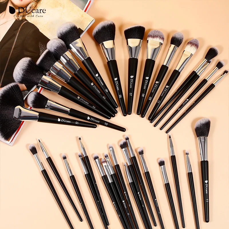 DUcare Professional Makeup Brush Set 32Pcs Makeup Brushes FSC Certified Handles Synthetic Foundation Eye Shadows Blending Brush 2