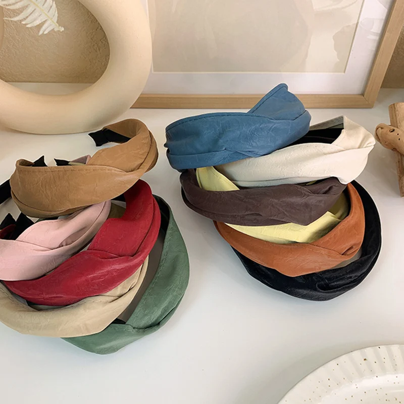 

Vintage PU Leather Solid Color Hairbands Cross Knot Wide Side Bezel Hair Hoop Casual Turban Hair Accessory Headdress Wholesale