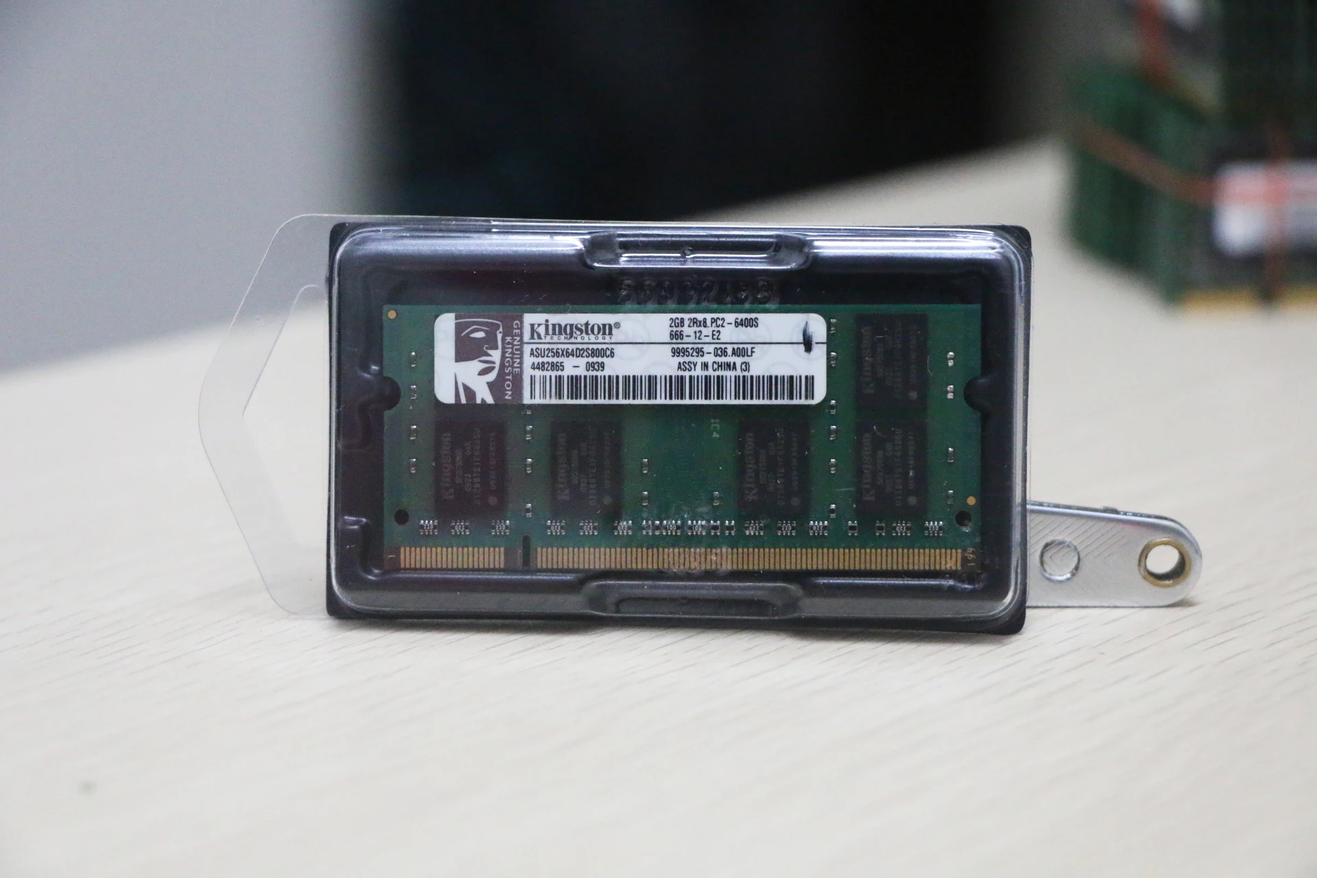 Kingston NB 1 Гб 2 ГБ 4 ГБ PC3 DDR2 667 МГц 800 5300s 6400s лэптоп ноутбук память Оперативная память 1Г 2Г сети 4g SO-DIMM 667 800 МГц
