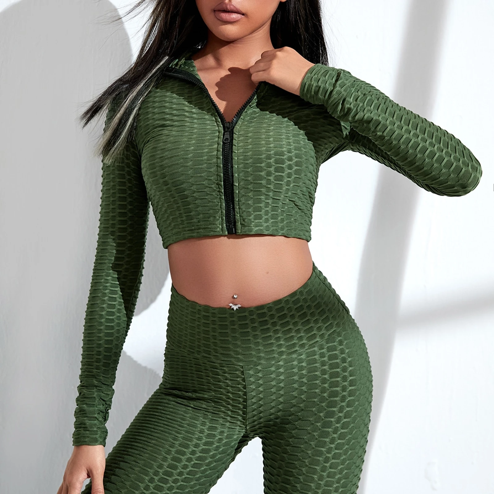 

Women Sexy Zipper Crop Tops Solid Color Long Sleeve Wourkout Running Shirts Breathable Stretchy Fitness Gym Yoga Sports Top