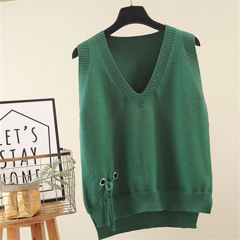 New Autumn Winter Vests For Women V-Neck Loose Waistcoat Bow Hollow-out Plus Size Knitted Jacket Female Sweater Vest M-2XL - Цвет: dark green