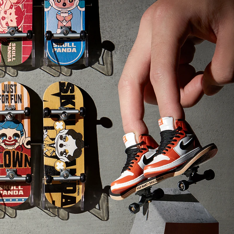 POP MART スカルパンダ アクション カット シリーズ フィンガー