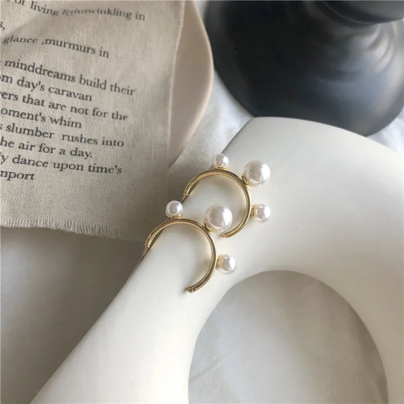 Модные популярные отверстия геометрические восстановление древних способов круглая жемчужная серьга женские ниши серьги с джокером