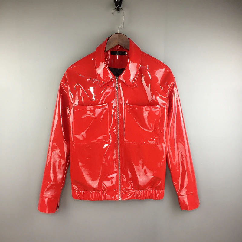 Мужская кожаная куртка с острым воротником черная тонкая блестящая из