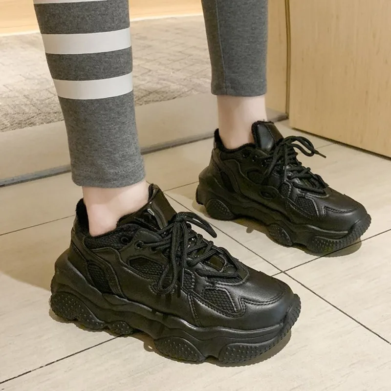 chunky sneakers black