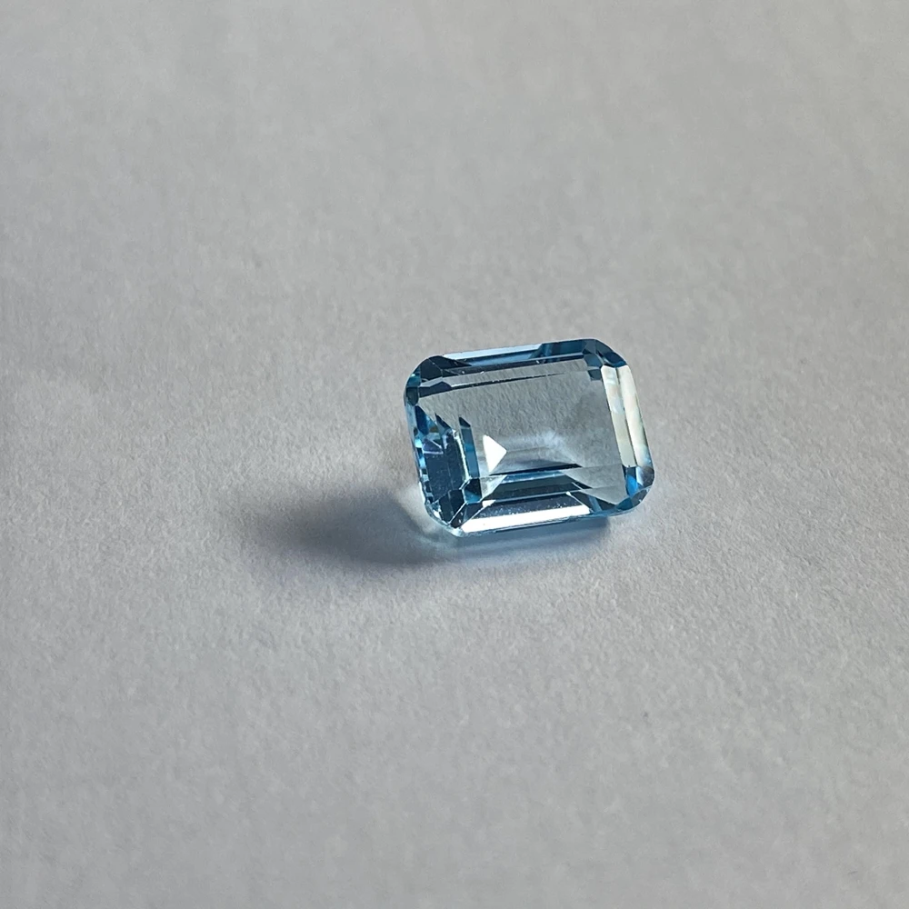 Emerald cut 10&times;8mm 4.1 carats 100% natural sky blue topaz loose gemstone for fashion earring Ring making