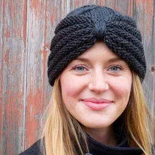 Высокое качество, зима, элегантная женская шапка, новая мода, сохраняющая тепло, ручная работа, шерсть, вязанные наушники, шапки для девушек, Мягкие Шапки, горячая Распродажа