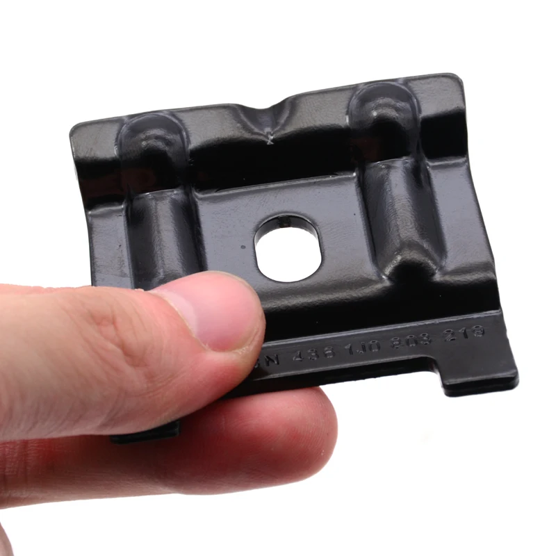 1J0803219 Battery Hold Down Clamp Bracket For Audi A3 Q3 For VW Beetle CC Tiguan Jetta Polo Golf MK4 MK5 Passat B6