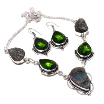 

Labradorite Rough,Peridots Necklace + Jewelry Set Silver Overlay over Copper , 49.5 cm, N4359