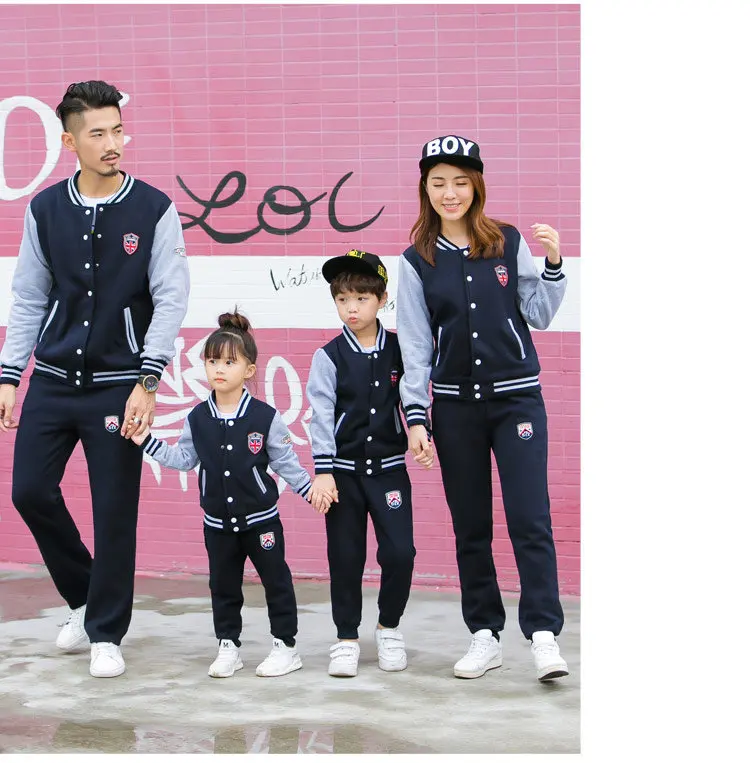Одинаковая одежда для семьи осенне-зимний хлопковый бейсбольный костюм премиум-класса семейный образ для мамы и дочки, папы, сына и дочки - Цвет: Серый