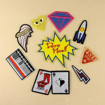 

100 Pcs/lot Wholesale Embroidered Cloth Patches Letter Diamond Eye Lightning Space Stickers for Hat Badges Sewing Accessories