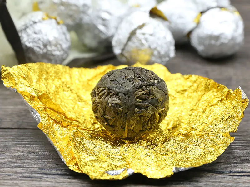 КИТАЙСКИЙ сырой пуэр чай Yi Wu Da Shu "Dragon Ball" Мини Sheng Pu'er Tuocha 50 г