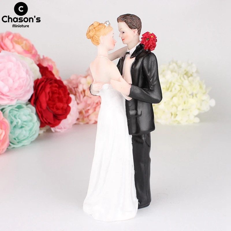 Love Wedding Couple Figurines Statue Car Anniversary Valentine's Day