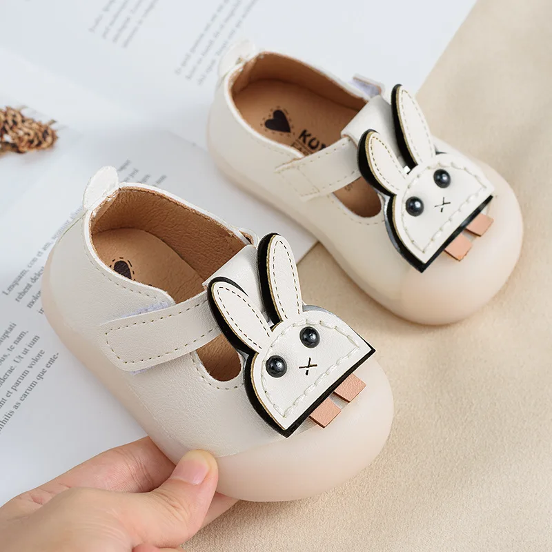 Spring and Autumn Baby Girls First Walkers Shallow Cartoon Baby First Walkers Soft Botton Leather Toddler Princess Shoes