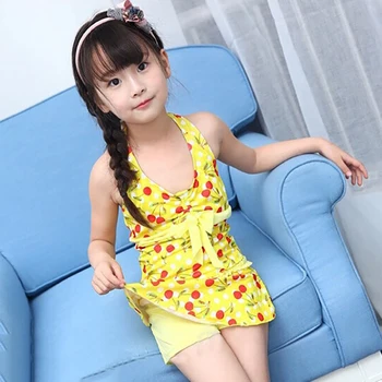 

Two Piece Girls Swimsuit Strawberry Childrens Swimwear Two Piece Bathing Suit 2-12 Years Sfit Swimsuit For Children Bathing Suit