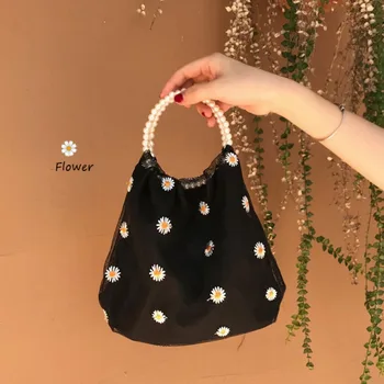 

2020 Summer New Popular Korean Embroidery Daisy Bags Mesh Pearl Handbags Hand Bag Women Bag