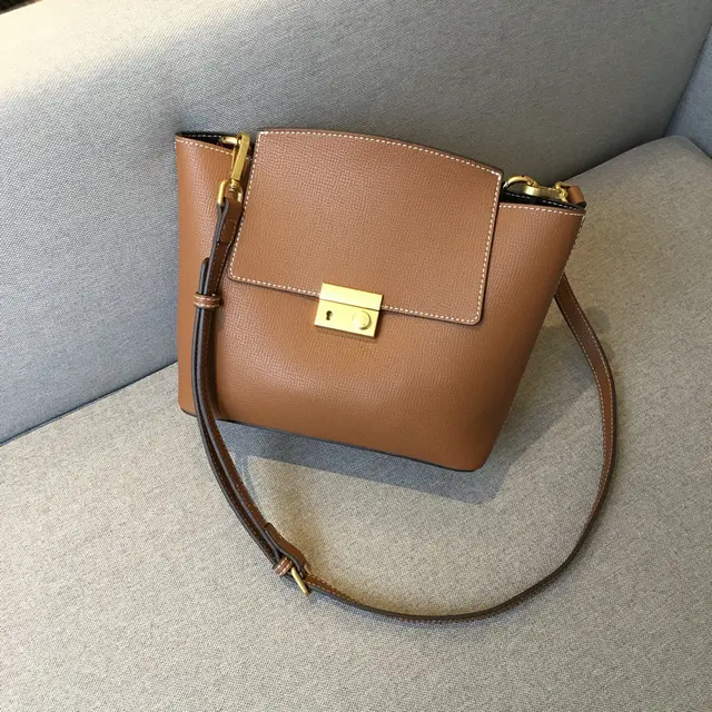 $US $58.04 Large-capacity Leather Handbags 2021 European and American Trendy Shell Bags All-match Shoulder Messenger Portable Commuter Bag