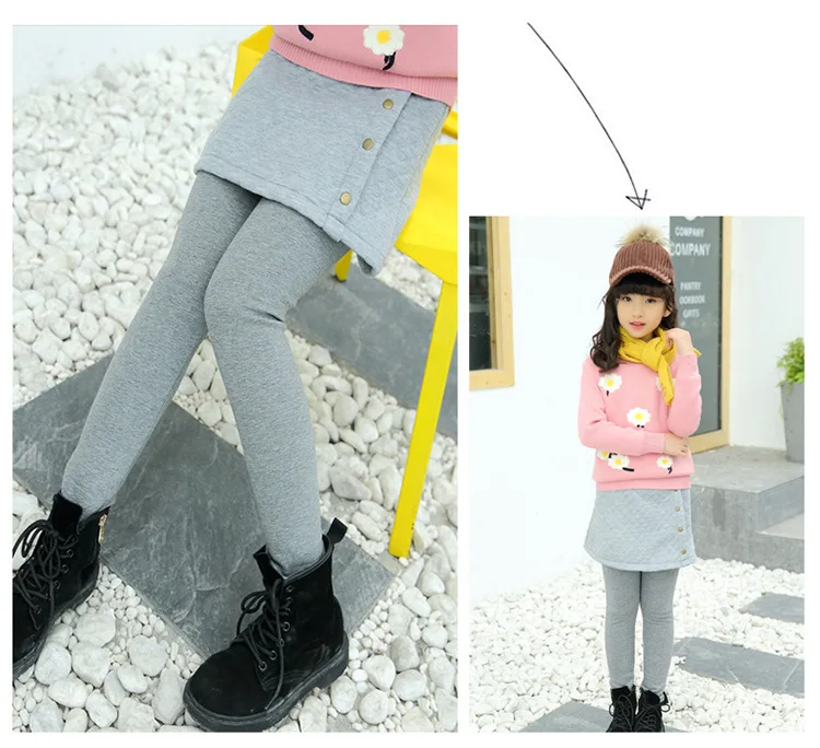 7109873158_1429877209