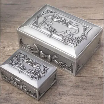 

European retro metal jewelry box storage organizer make up organizer small tin box for ring Z192