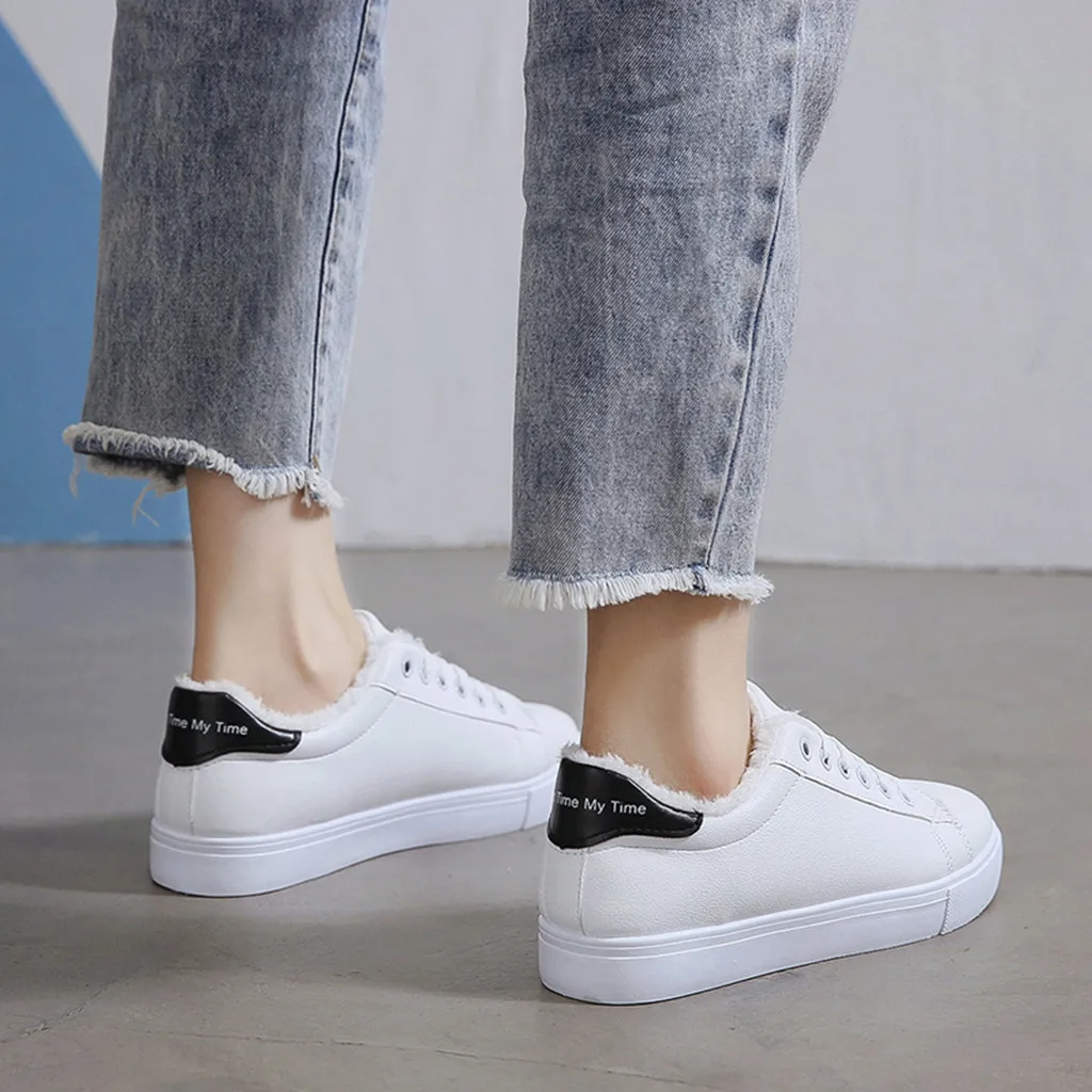 

Women‘s white sneakers Short Plush Ladies platform shoes Fashion Winter Lace Up keep Warm Sport White running shoes Sneakers