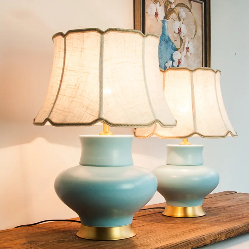 

Luxury Chinese Blue Ceramic Art Table Lamp Modern Copper Living Room Model Room Bedroom Living Room Fashion Porcelain Lamps