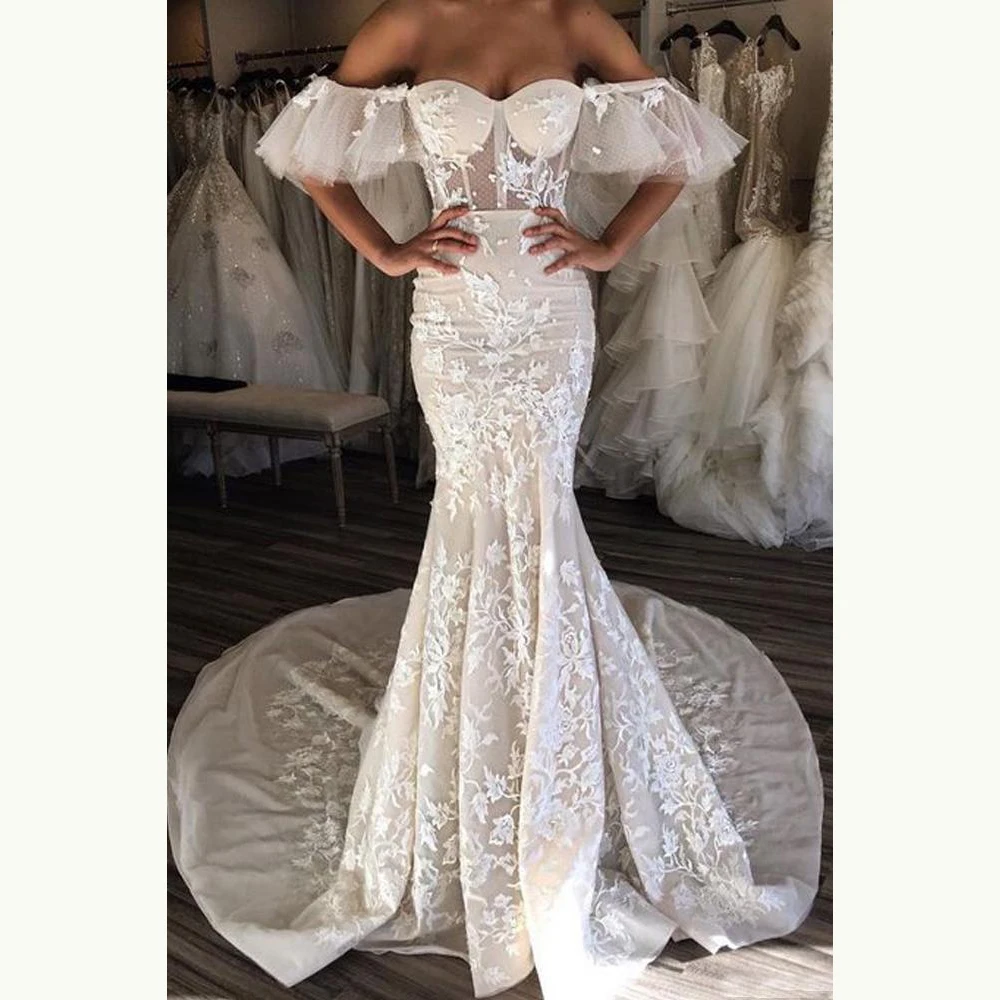 

Unique Sexy Open Back Wedding Dress for Bride Lace Appliqued Sweetheart Bridal Wedding Gowns Off Shoulder Sleeves Sheer Bodice