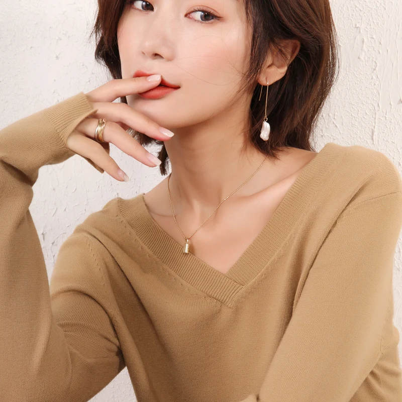

2019 autumn and winter new V-neck pullover ladies cashmere knit bottoming shirt loose long-sleeved ladies sweater