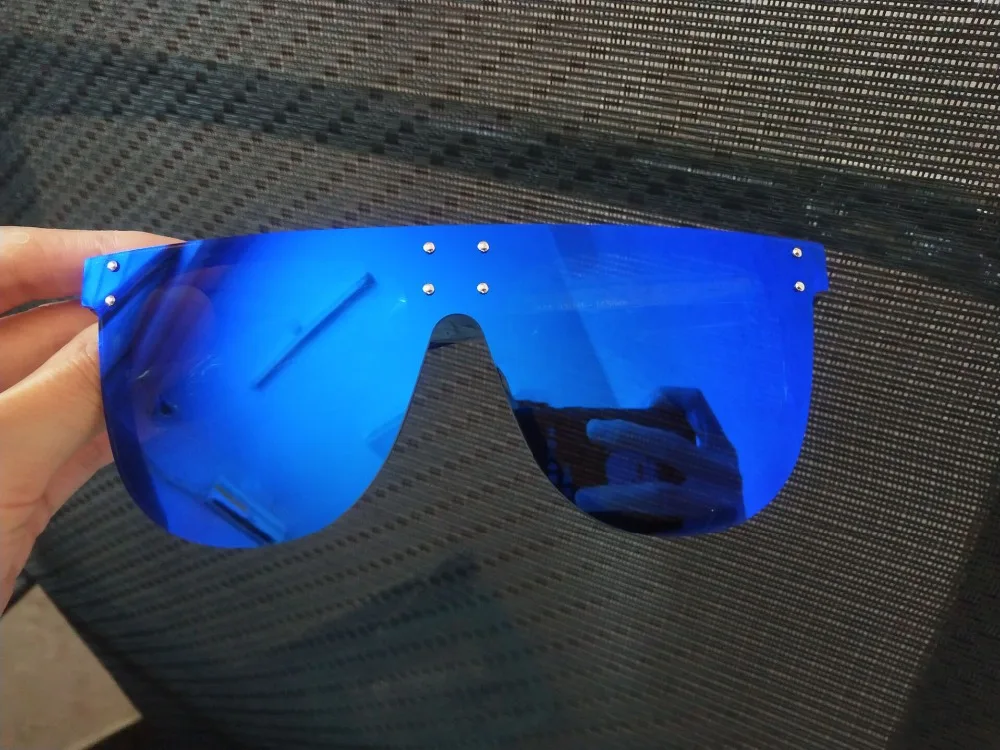 A2875816398B213D609AE2E2DB2DFE12