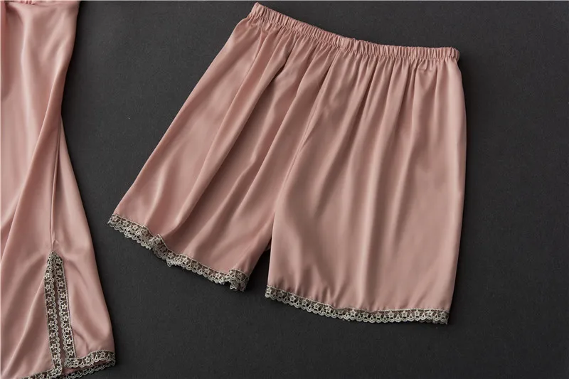 13019211558_1061836450