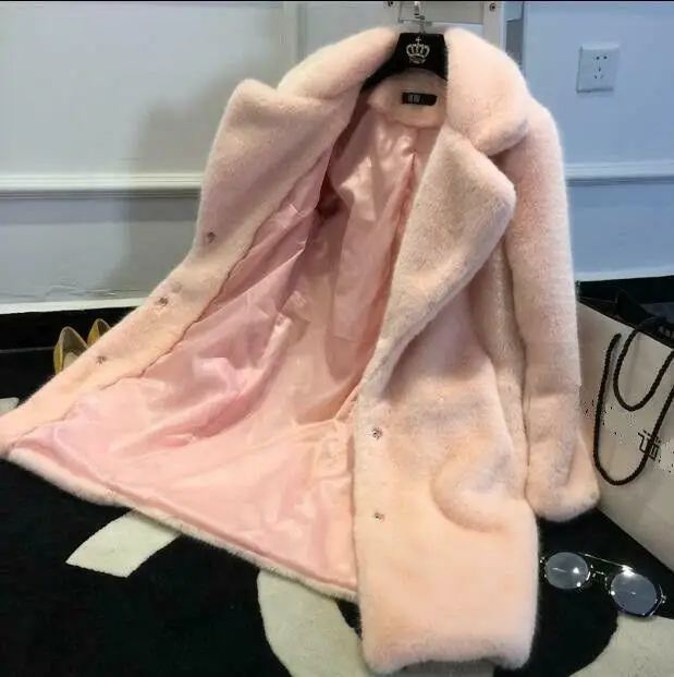 Pink Роскошная женская меховая куртка средней длины с воротником с лацканами, Утепленные зимние пальто, парка из искусственного меха, пальто для женщин, верхняя одежда - Цвет: Pink