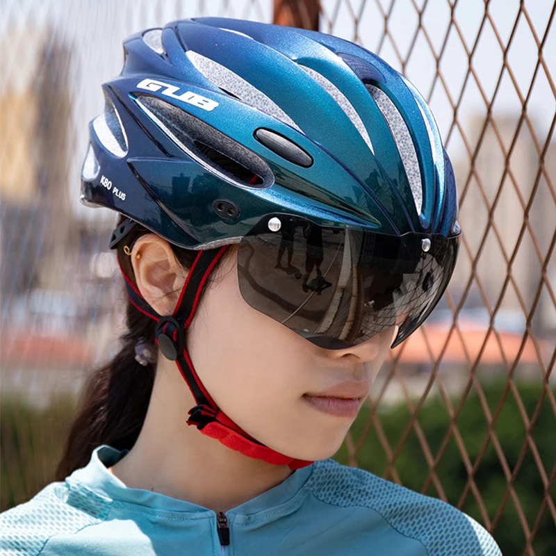 Ultra-light Bicycle Mountain Bike Helmet with Magnetic Goggles Visor for Cycling 