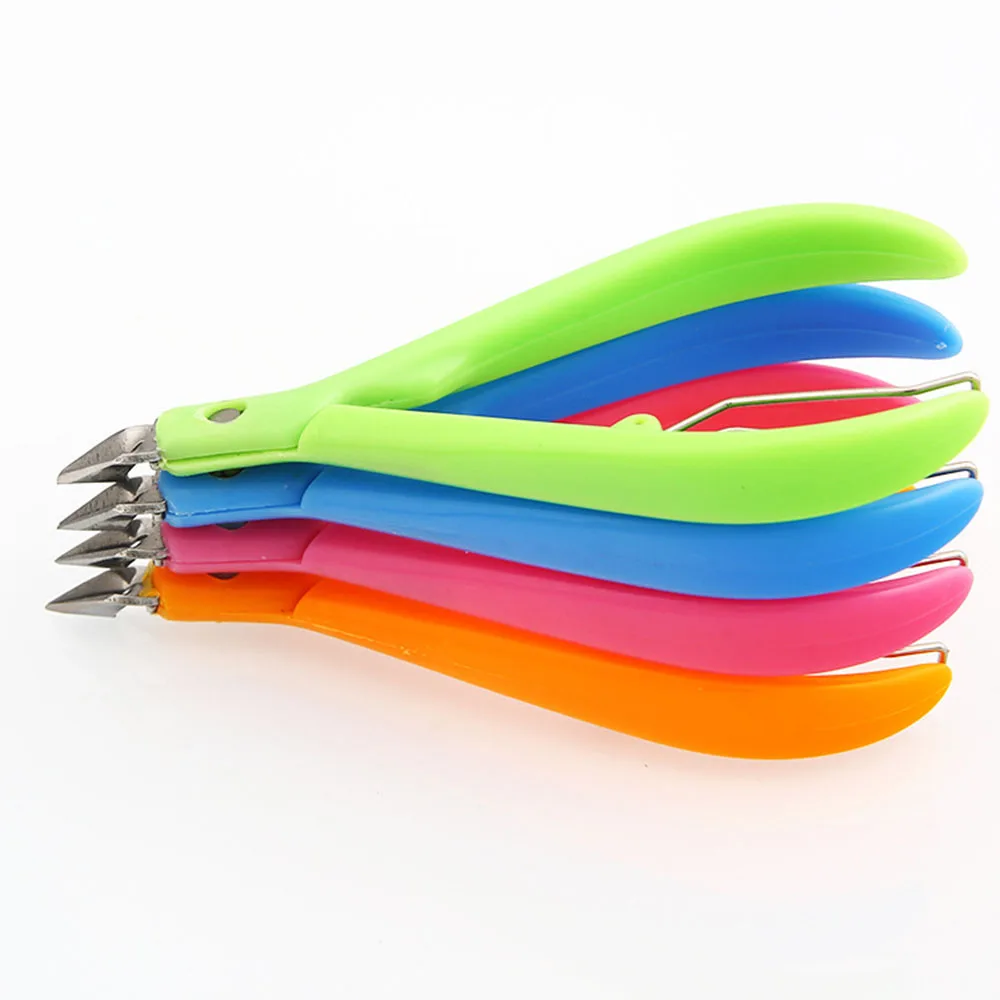 Description Picture 3 of itemWomen Nail Art Nipper Stainless Steel Cuticle Clipper Fingernail Manicure Plier Cutter Tool Dead Skin Removal Trimming Scissors