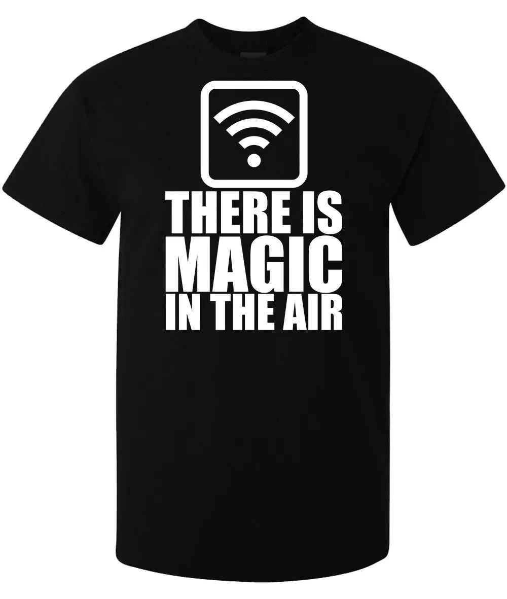 Там волшебство в воздухе Смешные Wifi символ графическая Мужская футболка черный