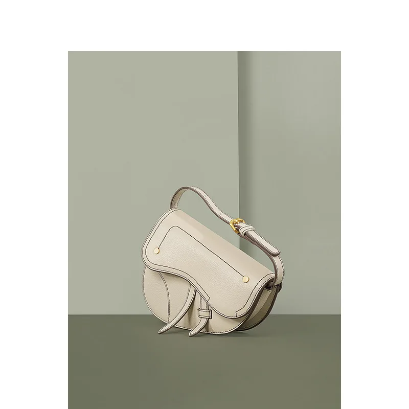 

2019 Summer New Saddle Bag Simple Solid Color Hand-held Small Bag One-shoulder Slanted Bag Cow Leather Bag Woman