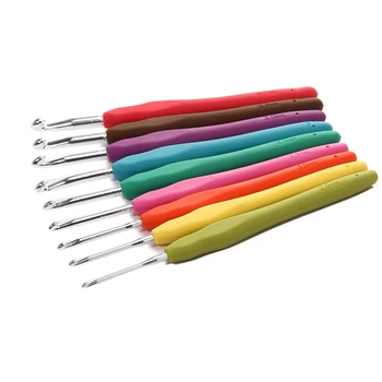 

9Pcs crochet needles 2-6mm Rubber handle Multicolor