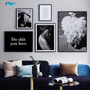 

Scandinavian Poster Vintage Woman Body Wall Art Canvas Prints Painting Wall Pictures For Living Room Black And White Home Decor