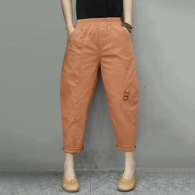 

2021 New Arrival Summer Women Loose Elastic Waist Harem Pants All-matched Cotton Linen Button Patchwork Calf-length Pants W100