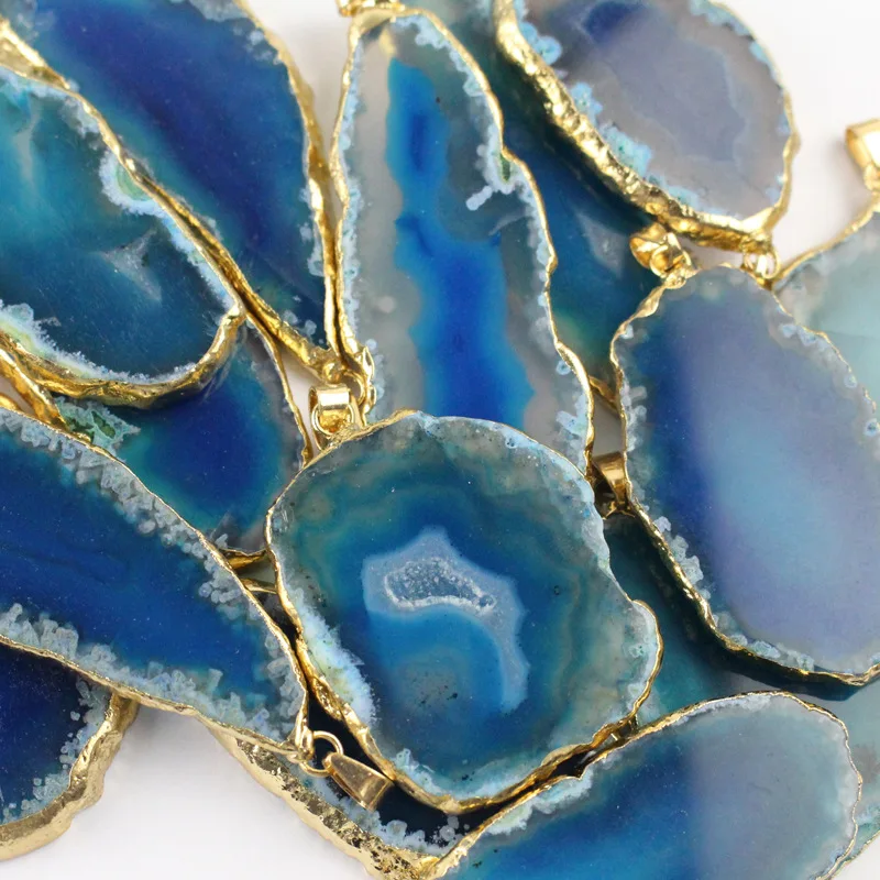 thumbnail image 1 of Colgante de piedra de ágata chapada en oro con forma de carillón de viento, geoda de cristal, collar con forma de rebanada de piedra áspera de ágata natural colorida, cadena para suéter, 1 of 5
