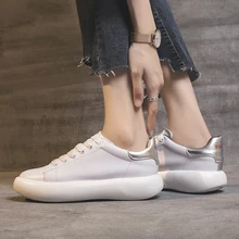 Новинка года; женская прогулочная обувь на платформе; кожаные кроссовки; Роскошные спортивные кроссовки для девушек