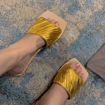 

Flat Slippers Women Woven wrinkled shoes summer Casual Beach Shoes gold sandals 2020 runway design lazy Mules flipflops