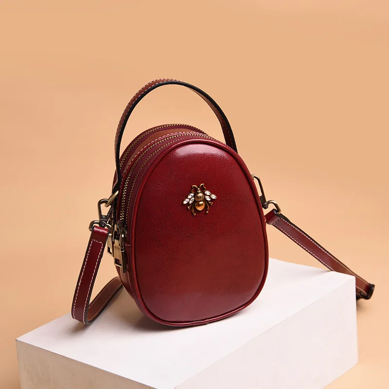 

Small Bee Genuine Leather Small Chest Bag Cowhide Shoulder WOMEN'S Bag Versitile Fashion Genuine Product Lady Bag First Layer Co