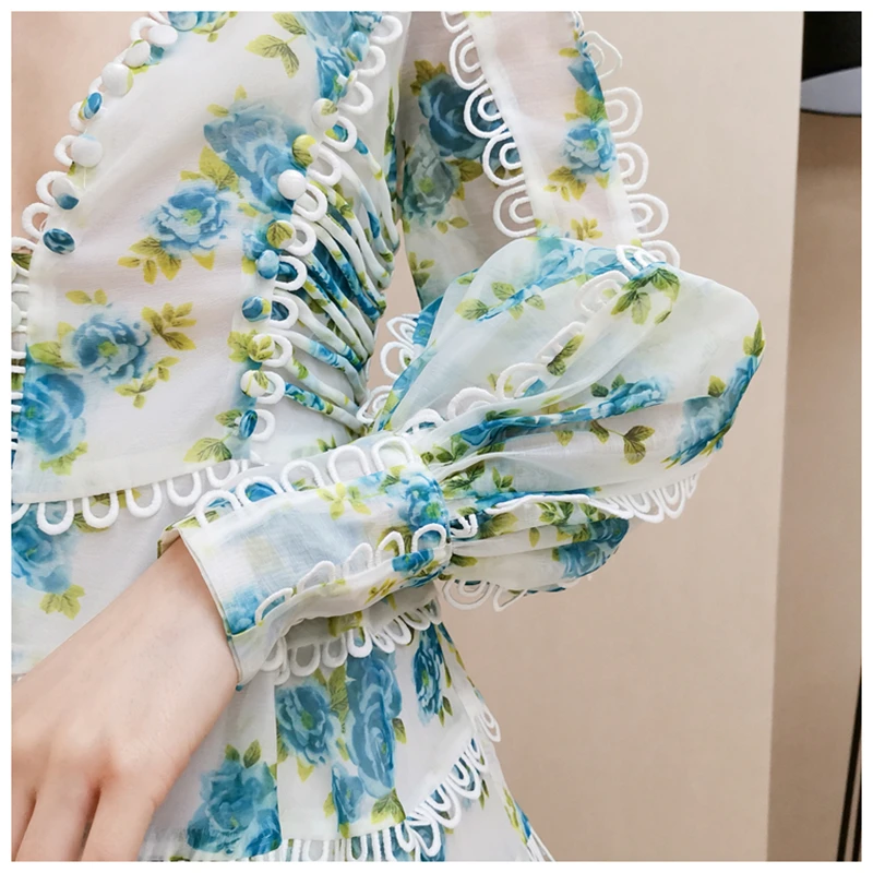 2019 Autumn New Sexy Floral Women Dress High Quality Puff Sleeve Deep V Printed Dress Lace Wavy Bottom Palace Style Dresses