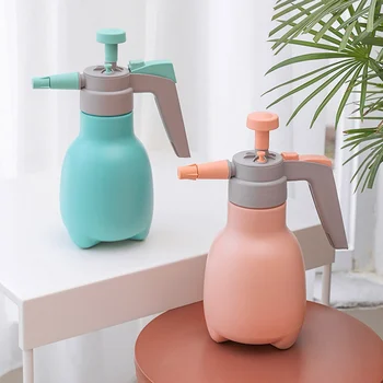 

2020 1L Hand-held Watering Household Cleaning Watering Can Air Pressure Gardening Pot For Kitchen Cleaning Home Gardening